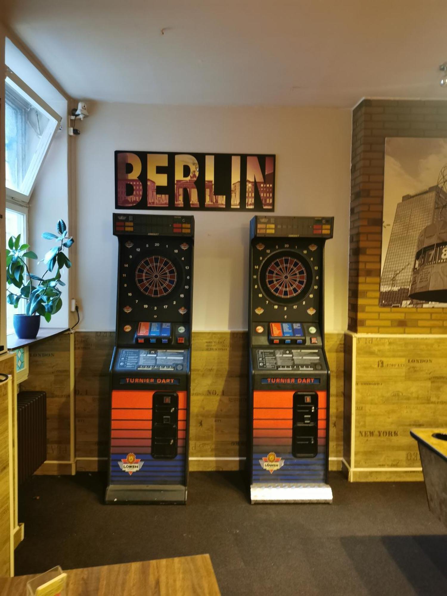 Möbelierte 2 Zim. WE 2-5 Schlafplätze 43m², m. Garten u. Parkpl. Zentr. Bus vor der Tür Berlin Exterior foto